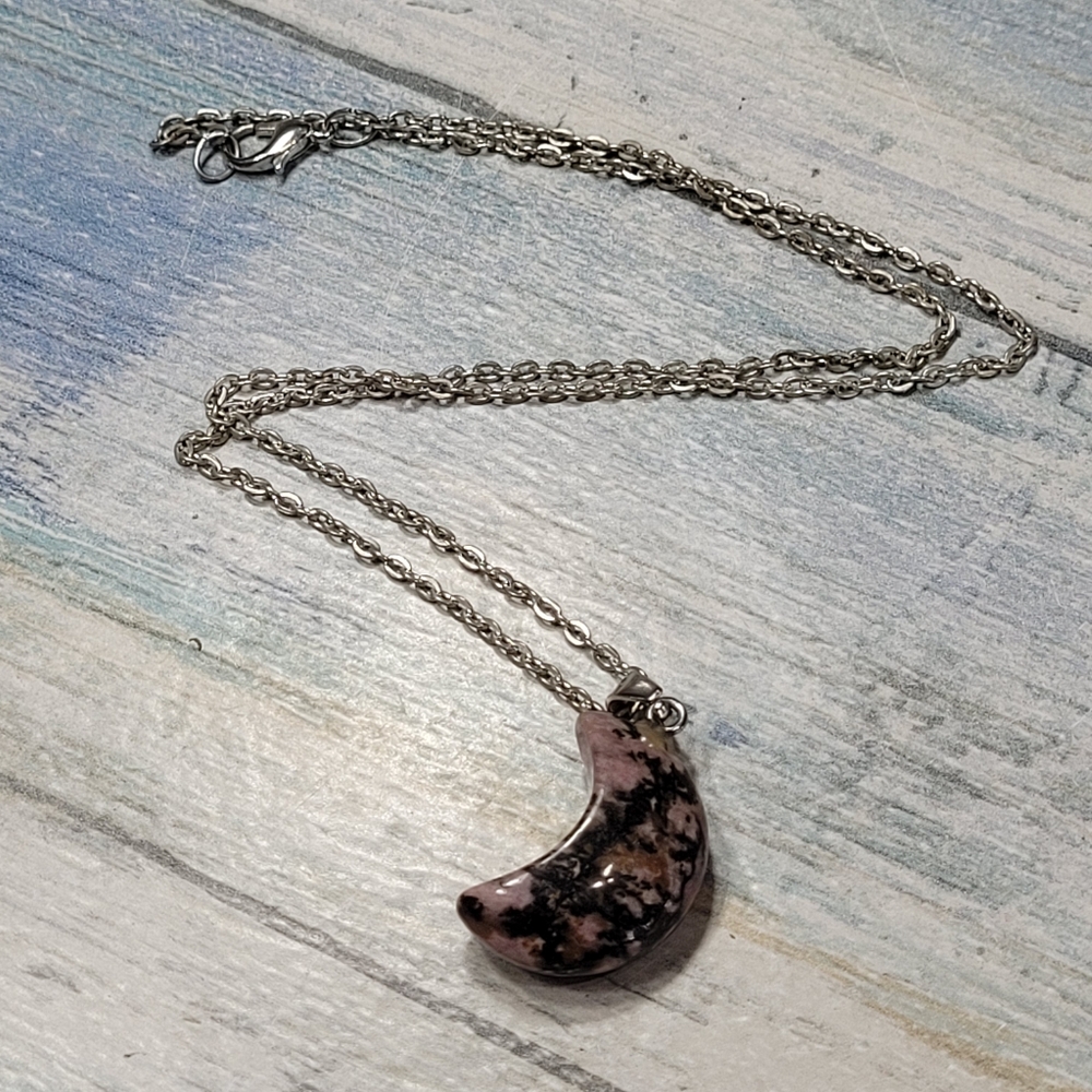 Rhodonity Pendant Necklace.
